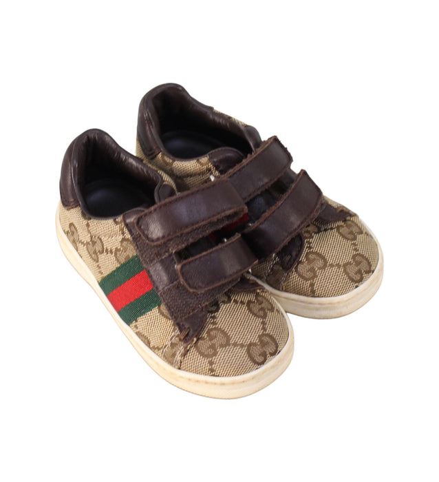 A Brown Sneakers from Gucci in size 12-18M for girl. (Front View)