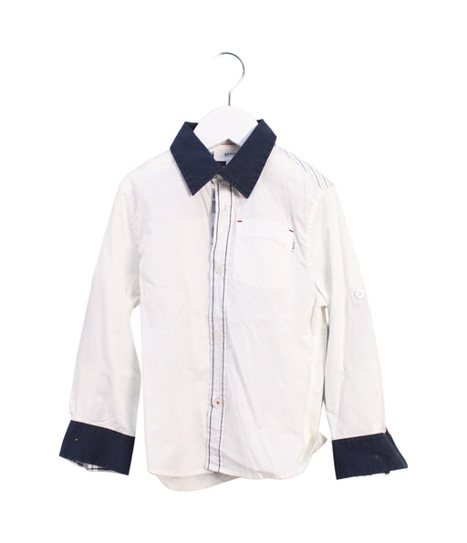 A White Shirts from Boss in size 3T for boy. (Front View)