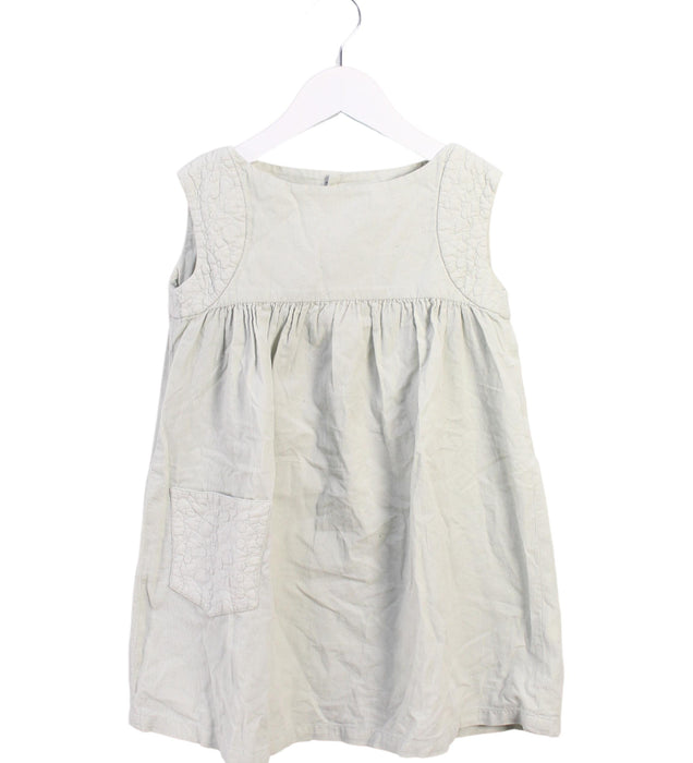 A White Sleeveless Dresses from Bonton in size 4T for girl. (Front View)