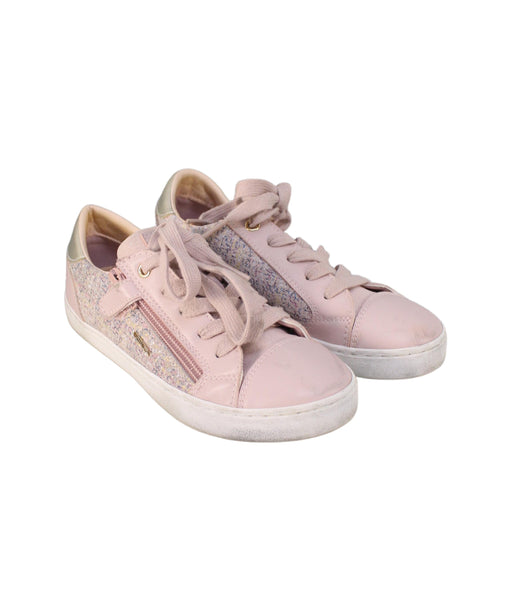 A Pink Sneakers from Geox in size 7Y for girl. (Front View)