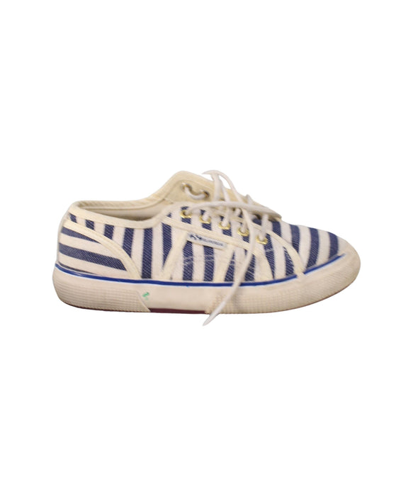 A Ivory Sneakers from Superga x Scotch & Soda in size 5T for boy. (Back View)