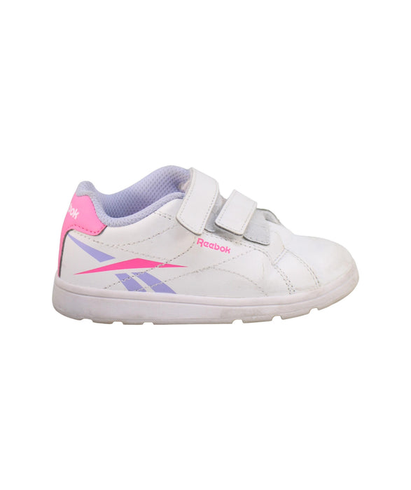 A White Sneakers from Reebok in size 3T for girl. (Back View)