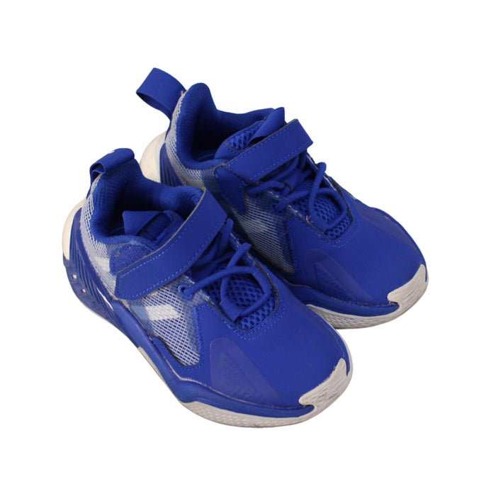 A Blue Sneakers from Adidas in size 5T for boy. (Front View)