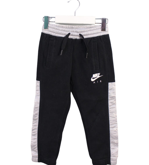 A Black Sweatpants from Nike in size 4T for neutral. (Front View)