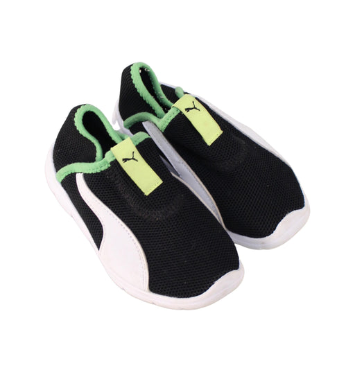A Black Slip Ons from Puma in size 4T for girl. (Front View)