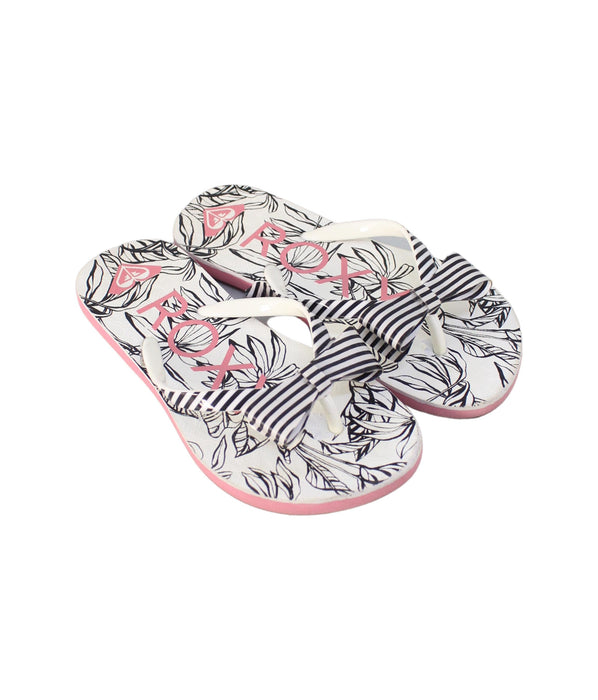 A White Flip Flops from Roxy in size 5T for girl. (Front View)