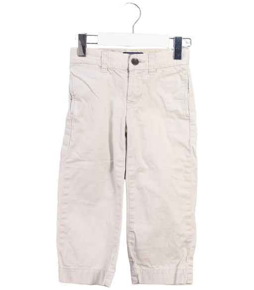 A White Casual Pants from Polo Ralph Lauren in size 2T for boy. (Front View)