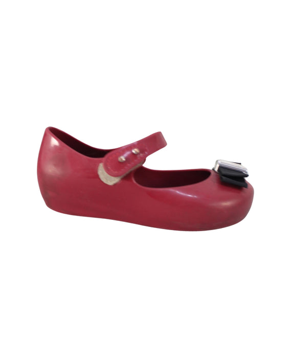 A Burgundy Flats from Mini Melissa in size 3T for girl. (Back View)