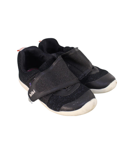 A Black Sneakers from Bibi in size 4T for neutral. (Front View)