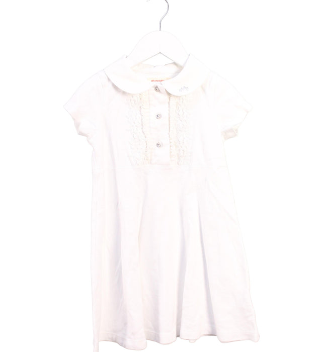 A White Short Sleeve Dresses from Momonittu in size 6T for girl. (Front View)