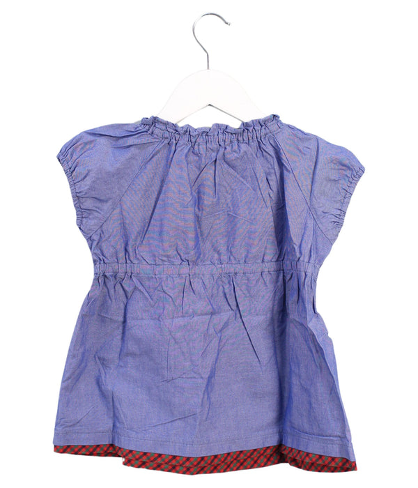 A Blue Short Sleeve Tops from Familiar in size 4T for girl. (Back View)