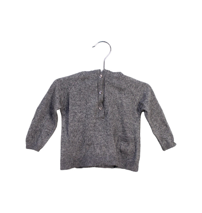 A Grey Buttoned Sweatshirts from Bonpoint in size 6-12M for boy. (Front View)