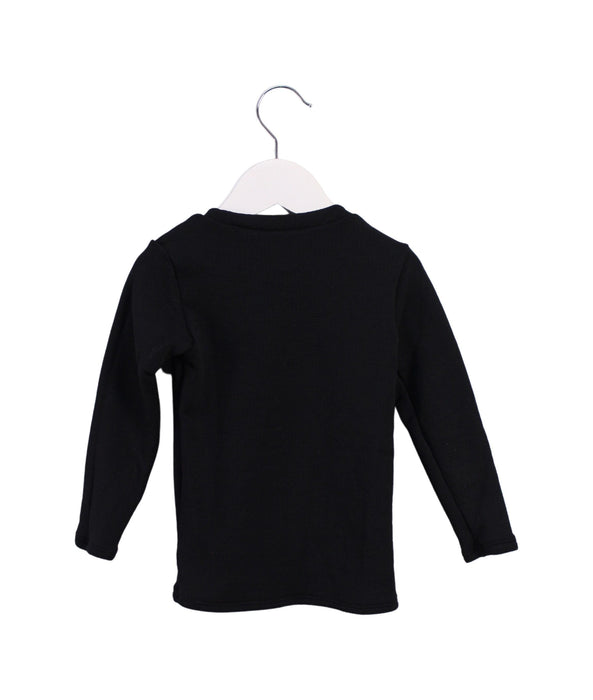 A Black Crewneck Sweatshirts from The North Face in size 2T for boy. (Back View)