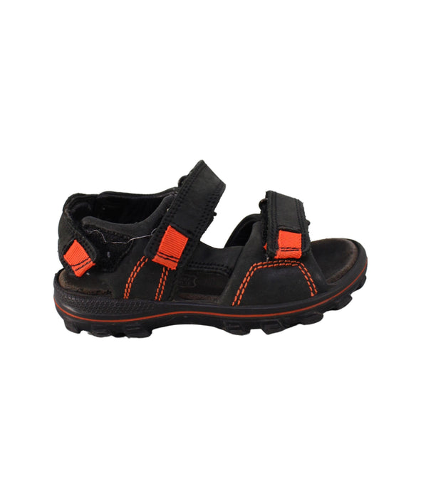 A Black Sandals from Primigi in size 4T for boy. (Back View)