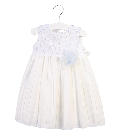 A White Sleeveless Dresses from Chickeeduck in size 6-12M for girl. (Front View)