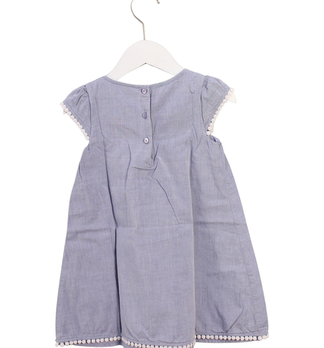 A Blue Short Sleeve Dresses from The Little White Company in size 2T for girl. (Back View)