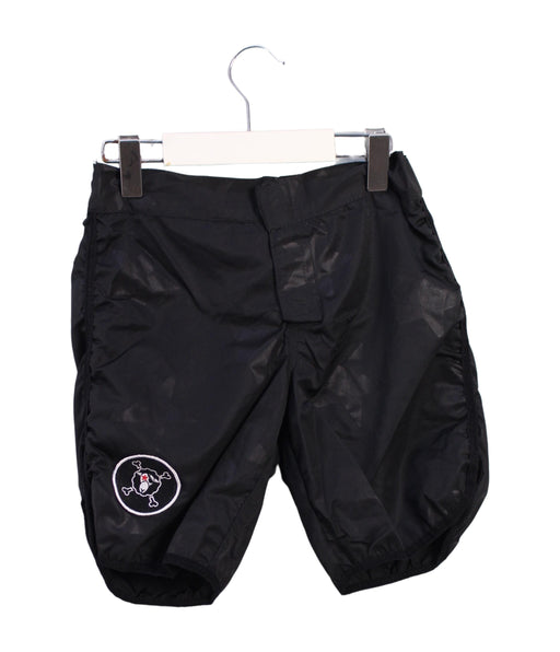 A Black Shorts from Nununu in size 6T for boy. (Front View)