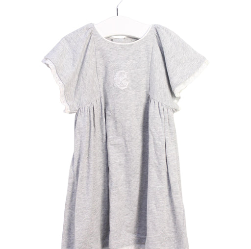 A Grey Short Sleeve Dresses from Chloe in size 12-18M for girl. (Front View)