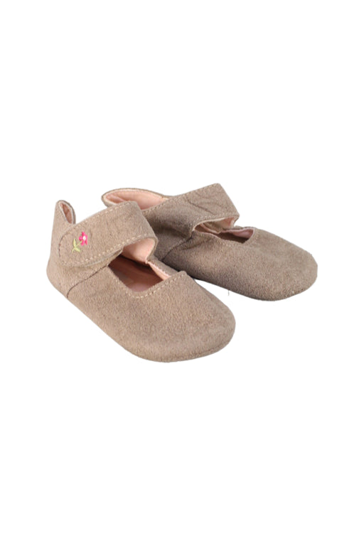 A Brown Flats from Jacadi in size 3-6M for girl. (Front View)