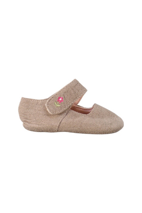 A Brown Flats from Jacadi in size 3-6M for girl. (Back View)