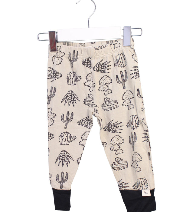 A Beige Leggings from Turtle Dove London in size 12-18M for boy. (Front View)