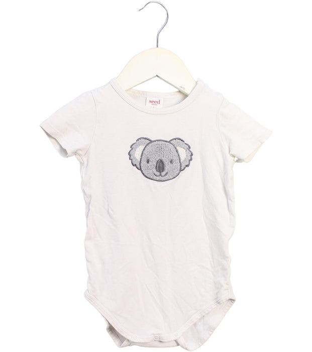 A White Bodysuits from Seed in size 6-12M for boy. (Front View)