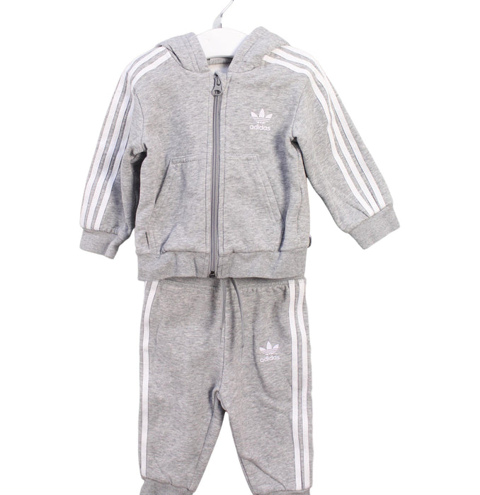 A Grey Pants Sets from Adidas in size 6-12M for boy. (Front View)