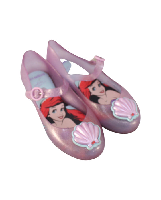 A Pink Flats from Mini Melissa in size 6T for girl. (Front View)
