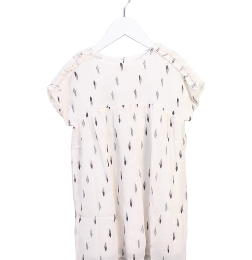 A White Short Sleeve Dresses from Carrément Beau in size 4T for girl. (Front View)