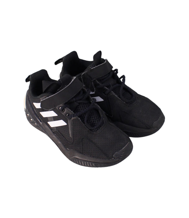 A Black Sneakers from Adidas in size 7Y for boy. (Front View)