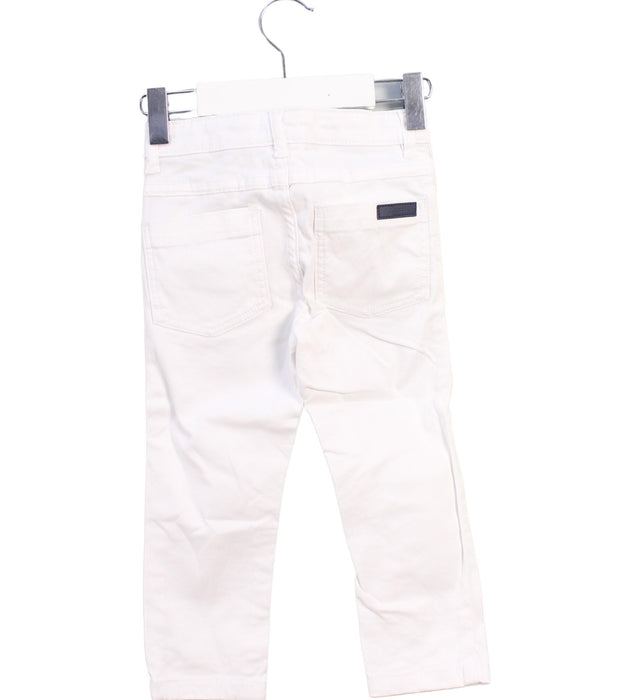 A White Casual Pants from Jacadi in size 2T for neutral. (Back View)