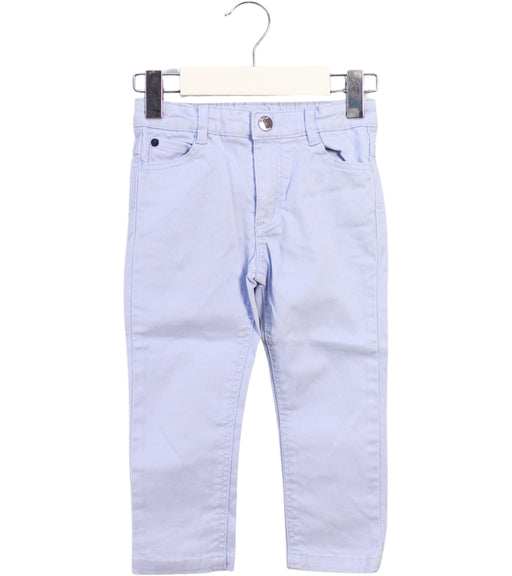 A White Casual Pants from Jacadi in size 2T for neutral. (Front View)