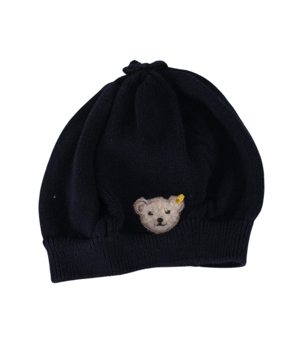 A Black Beanies from Steiff in size O/S for boy. (Front View)