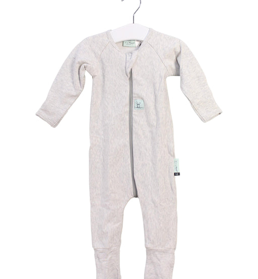 A White Long Sleeve Jumpsuits from ErgoPouch in size 3-6M for neutral. (Front View)