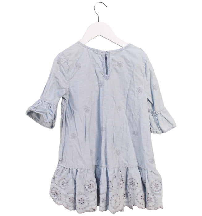 A Blue Short Sleeve Dresses from Seed in size 4T for girl. (Back View)