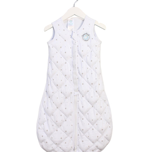 A White Sleepsacs from Dreamland in size 0-3M for girl. (Front View)