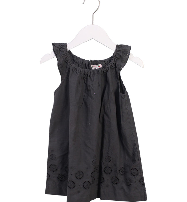 A Black Sleeveless Dresses from Bonpoint in size 3T for girl. (Front View)