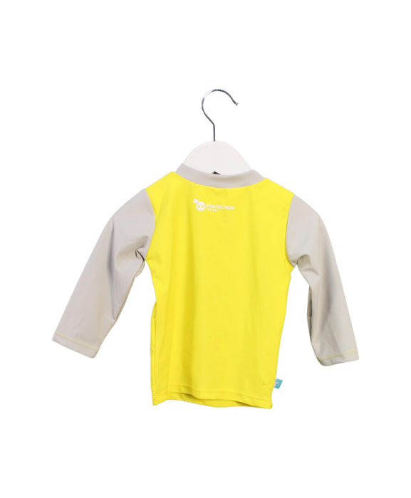 A Yellow Rash Guards from Elly la Fripouille in size 6-12M for boy. (Back View)