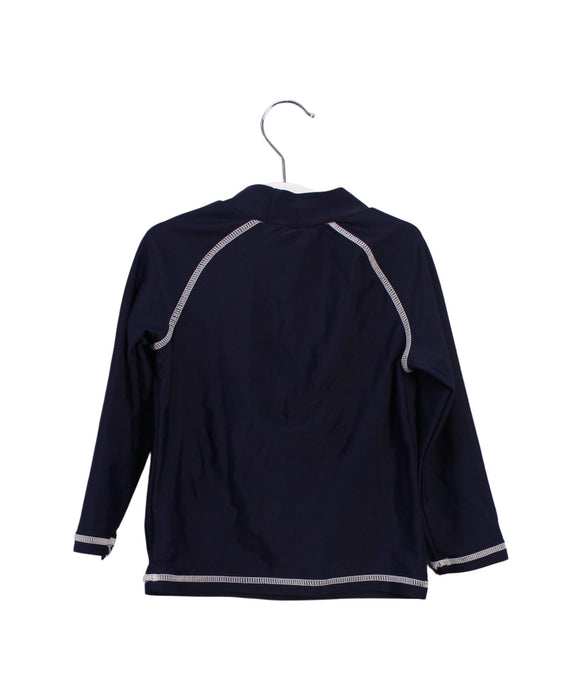 A Navy Rash Guards from Seed in size 12-18M for boy. (Back View)