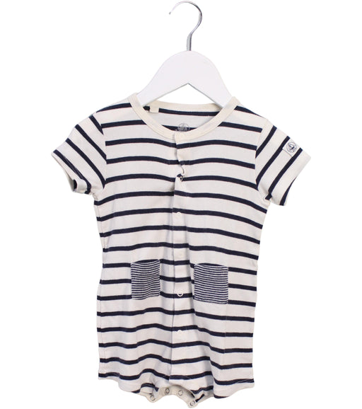 A Ivory Rompers from Petit Bateau in size 6-12M for boy. (Front View)