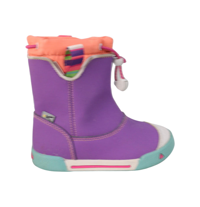 A Purple Winter Boots from Keen in size 3T for girl. (Back View)