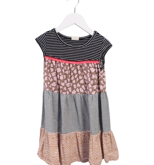 A Pink Short Sleeve Dresses from Momonittu in size 2T for girl. (Front View)