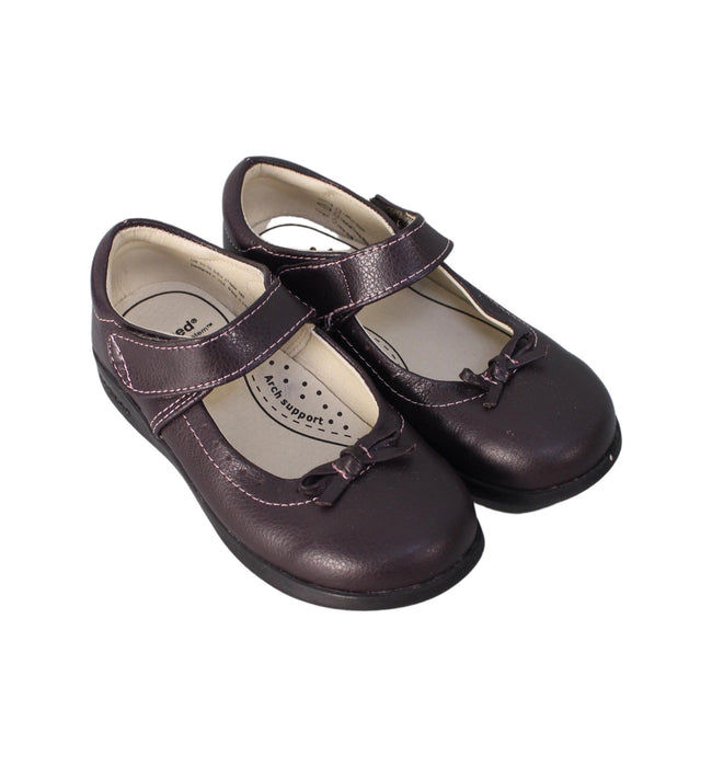 A Burgundy Flats from pediped in size 4T for girl. (Front View)