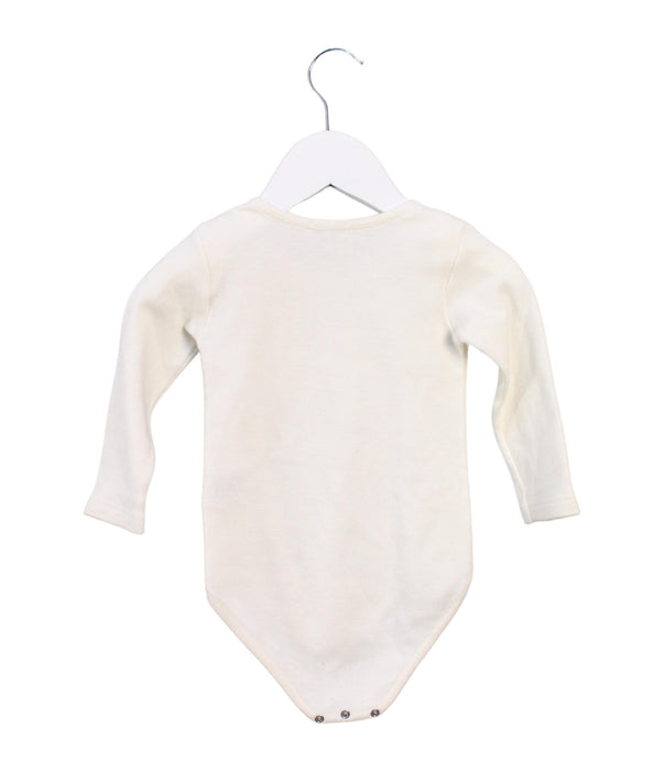 A White Long Sleeve Bodysuits from Chicco in size 6-12M for neutral. (Back View)