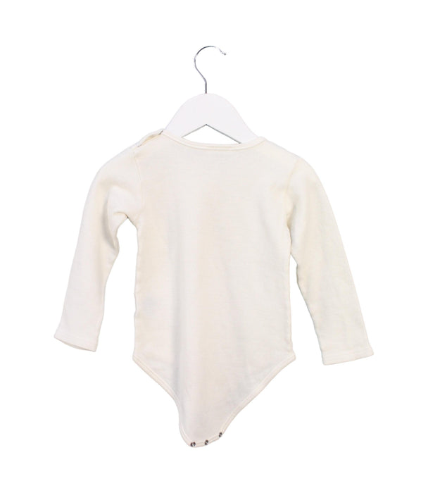 A White Long Sleeve Bodysuits from Chicco in size 18-24M for neutral. (Back View)