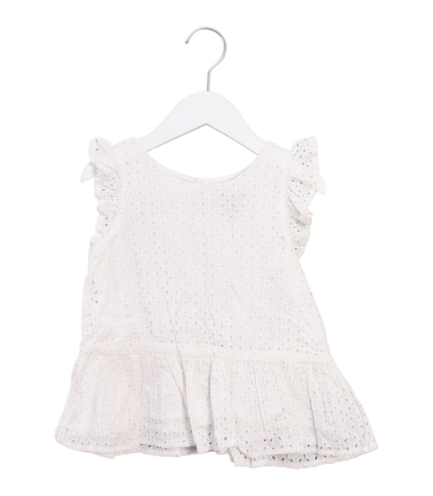 A White Sleeveless Tops from Polo Ralph Lauren in size 5T for girl. (Front View)