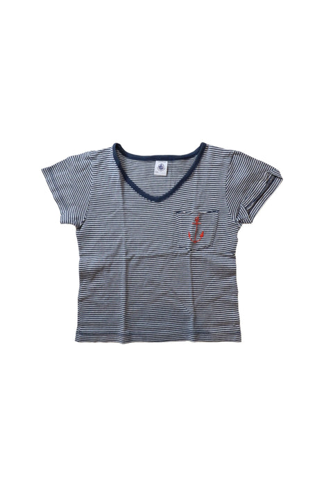 A Navy Short Sleeve T Shirts from Petit Bateau in size 4T for girl. (Front View)