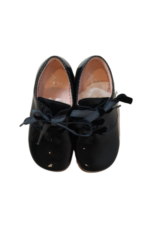 A Black Dress Shoes from Jacadi in size 4T for girl. (Front View)