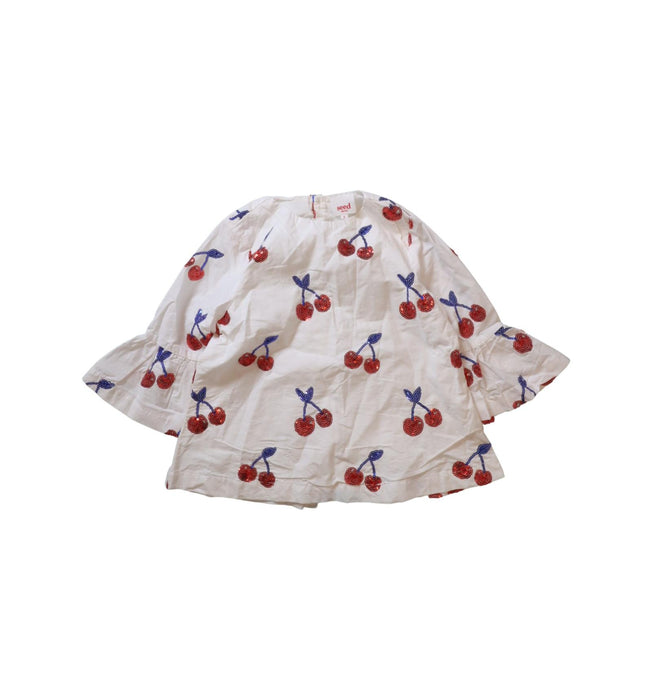 A White Long Sleeve Tops from Seed in size 5T for girl. (Front View)