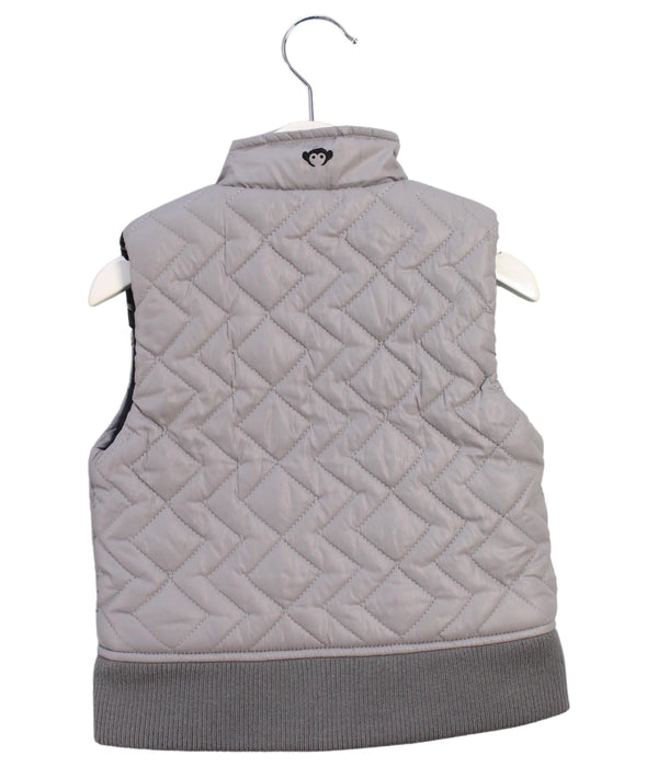 A Grey Outerwear Vests from Appaman in size 2T for boy. (Back View)